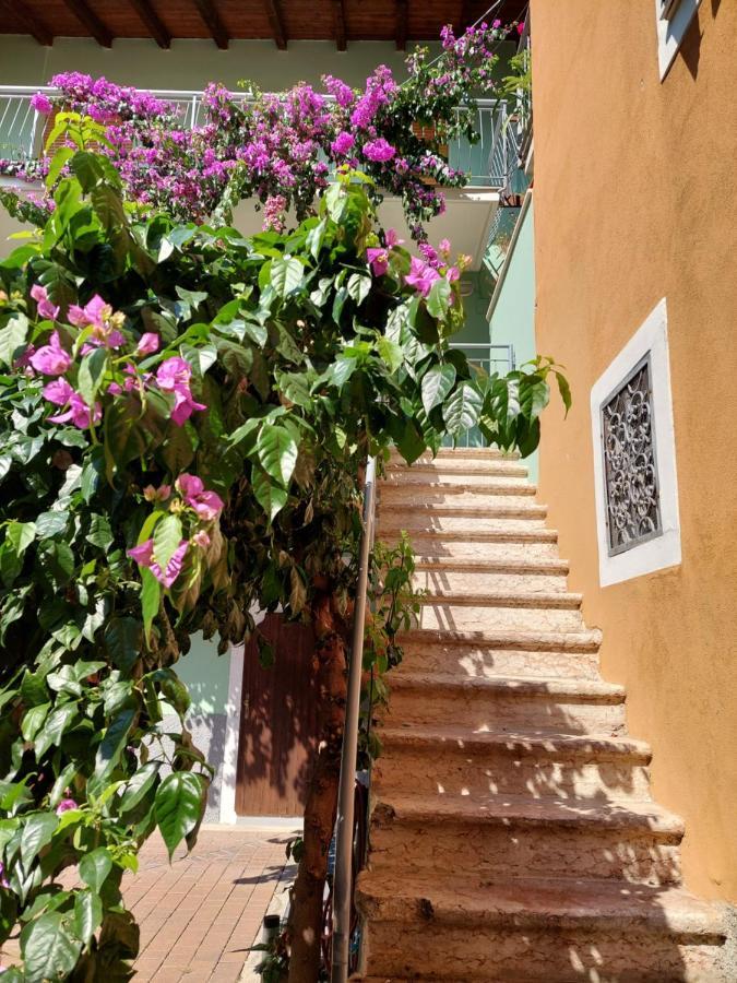 La Bougainville - Luxury Apartment توربولي المظهر الخارجي الصورة